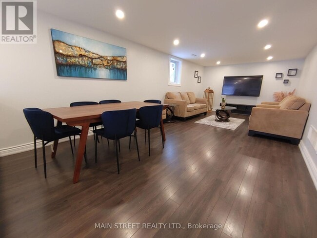 Photo du bâtiment - 136 Lowe Blvd