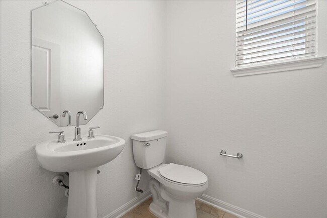 Foto del edificio - 6516 Rounded Pebble Ln