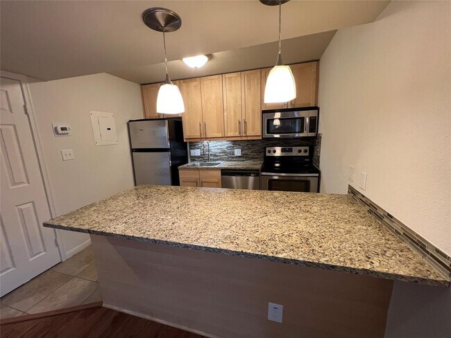 Foto del edificio - 7685 Northcross Dr