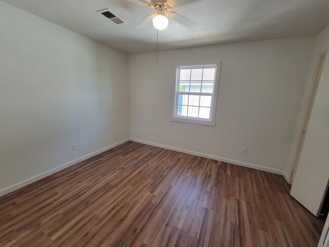 Foto del edificio - College Station - 3 Bedroom/2 Bath - 2 sto...