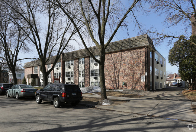 Building Photo - Pleasant View Apartments