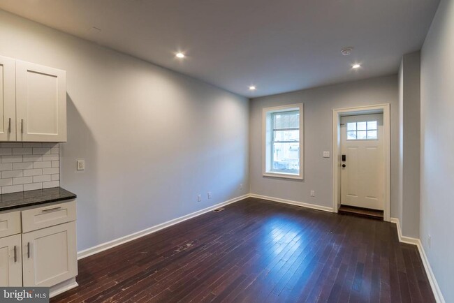 Foto del edificio - 723 S 56th St