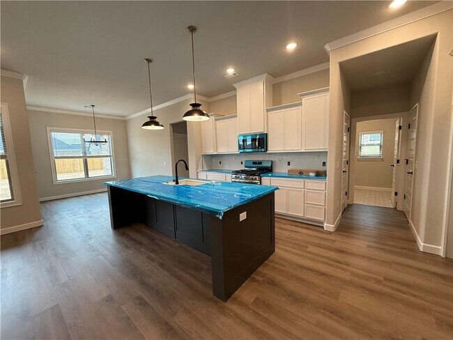 Foto del edificio - 1900 Farmer St