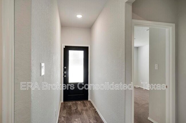 Foto del edificio - 31664 Bard Ln