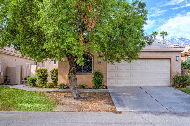 Building Photo - 29581 W Laguna Dr