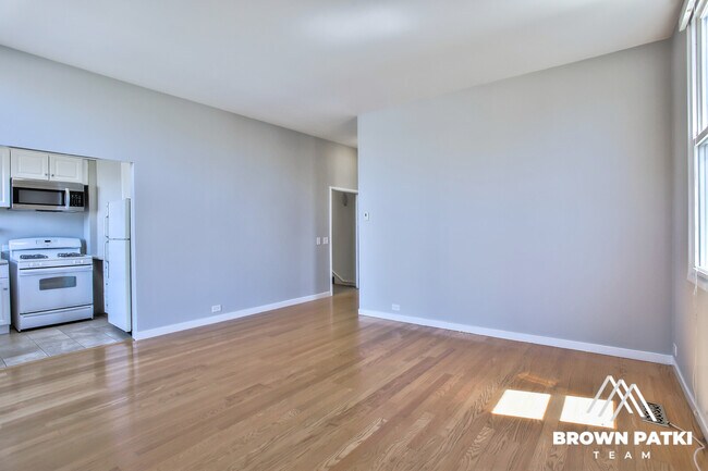 Building Photo - 36 Miley St