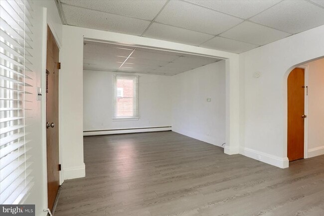 Building Photo - 307 Linden Ave