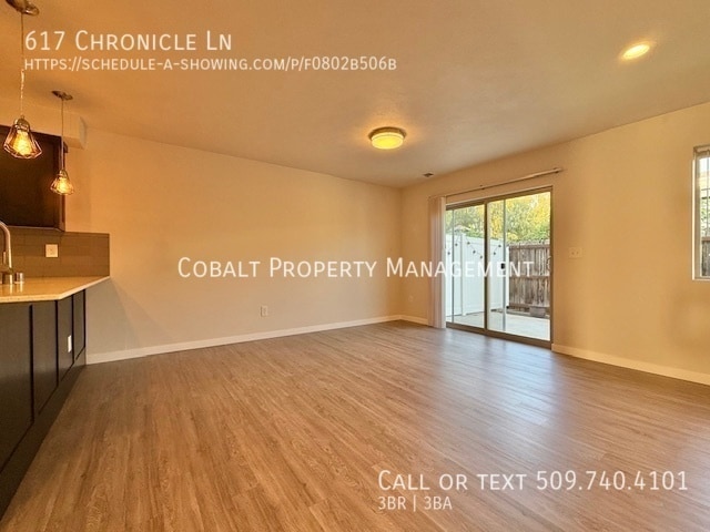 Building Photo - 617 Chronicle Ln