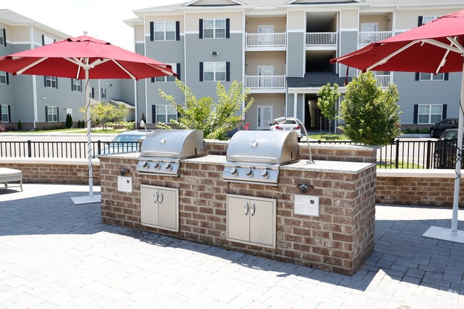 Building Photo - Parkside at Charles Street