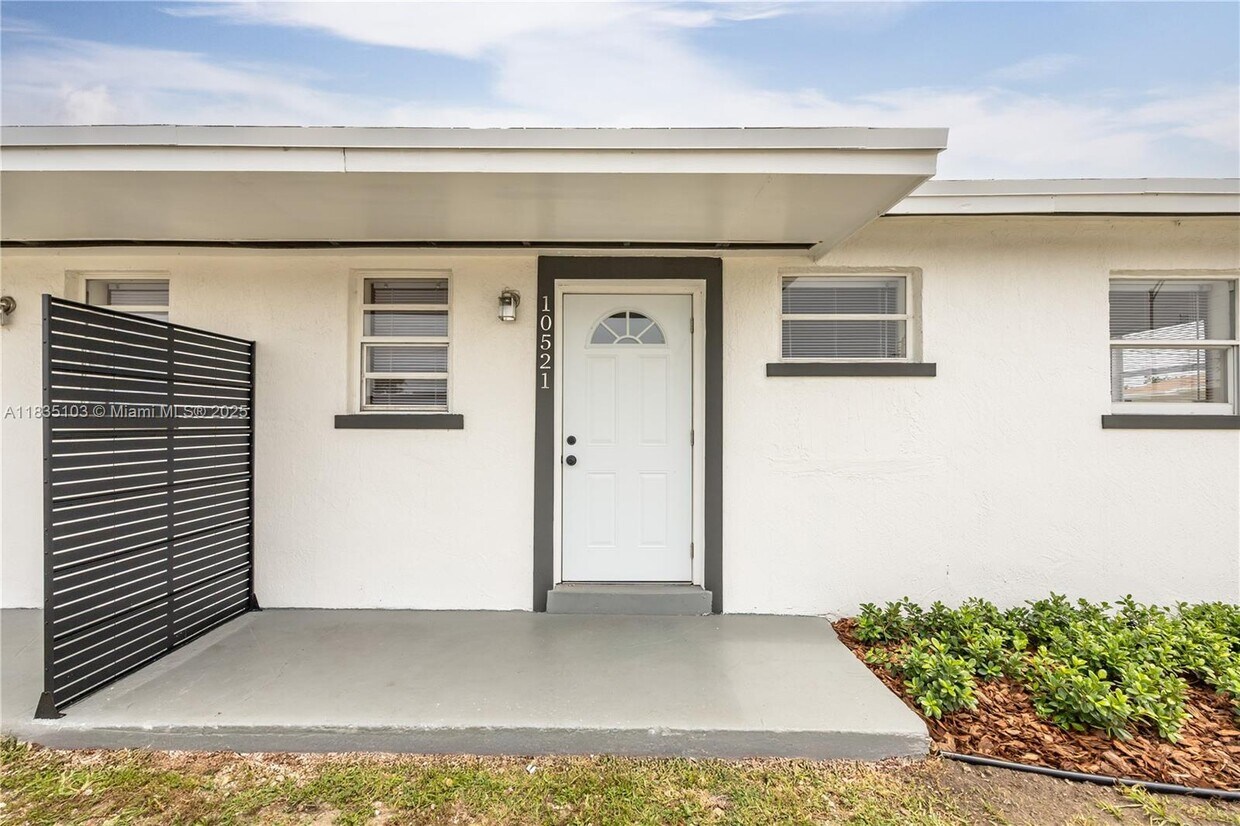 Foto principal - 10521 SW 184th St
