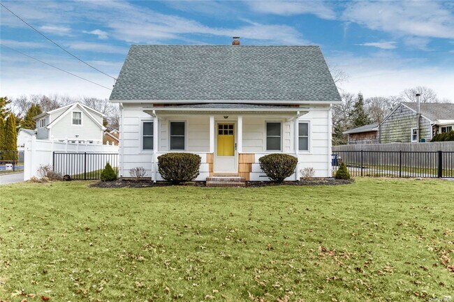 Building Photo - 26 Hazelwood Ave