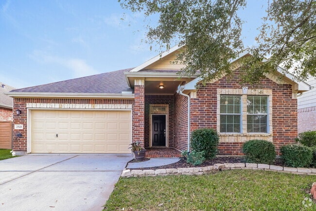 Building Photo - 2548 Blue Heron Cir