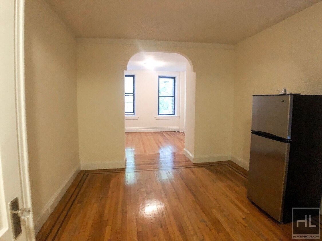 Building Photo - EAST 58 STREET