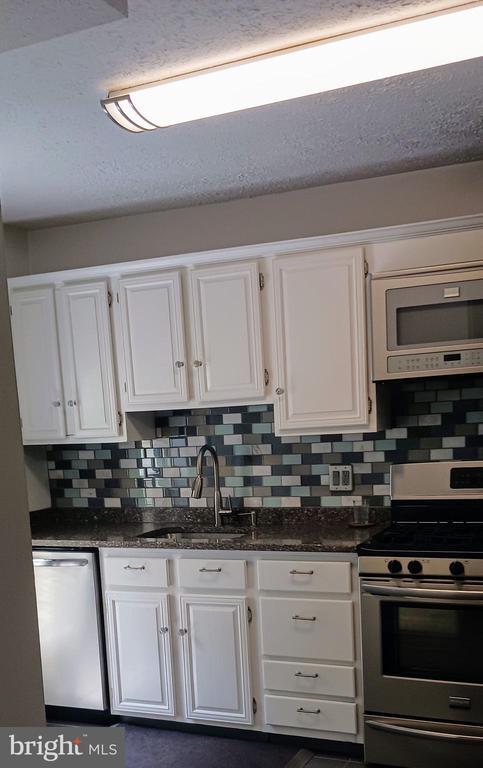 Foto principal - 9935 Oakton Terrace Rd