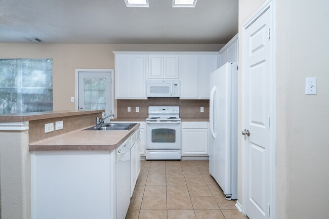 Foto del edificio - 207 N Burberry Park Cir