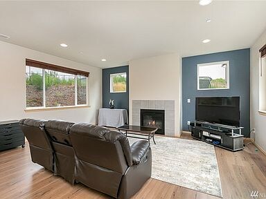 Foto del edificio - 2531 Jacaranda Ave