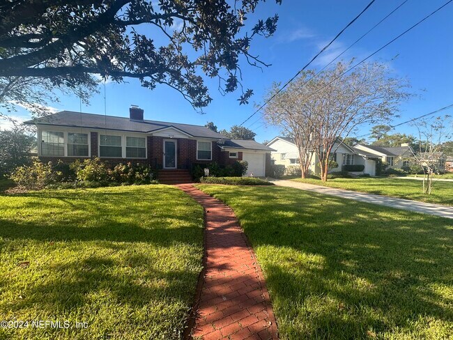 Foto del edificio - 4138 Marquette Ave