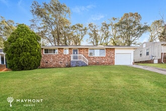 Building Photo - 311 E Dorchester Blvd