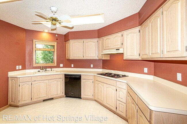 Building Photo - 3 br, 2 bath House - 21 Encantado Way