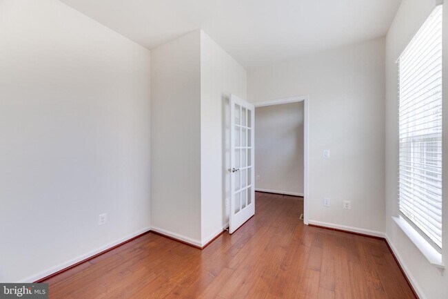 Building Photo - 50 Shermans Ridge Rd