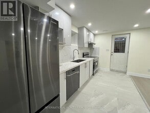 Building Photo - 216 Wesmina Ave