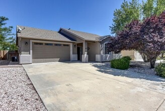 Building Photo - 5879 N Bronco Ln
