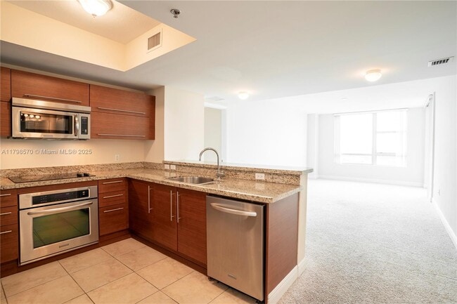 Building Photo - 2681 N Flamingo Rd