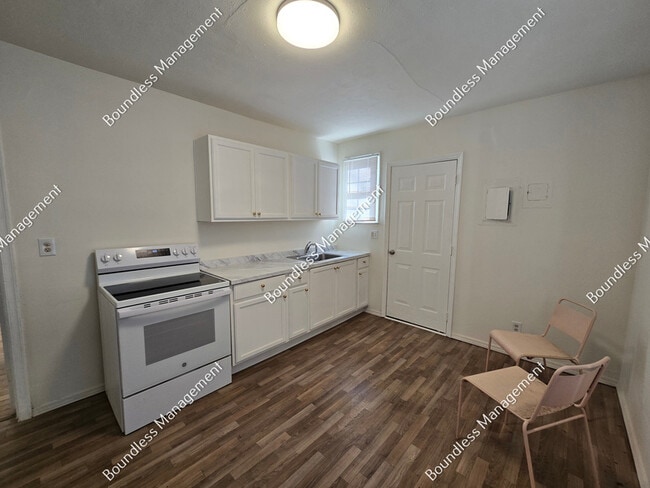 Building Photo - 1264 Byewood Ln SW