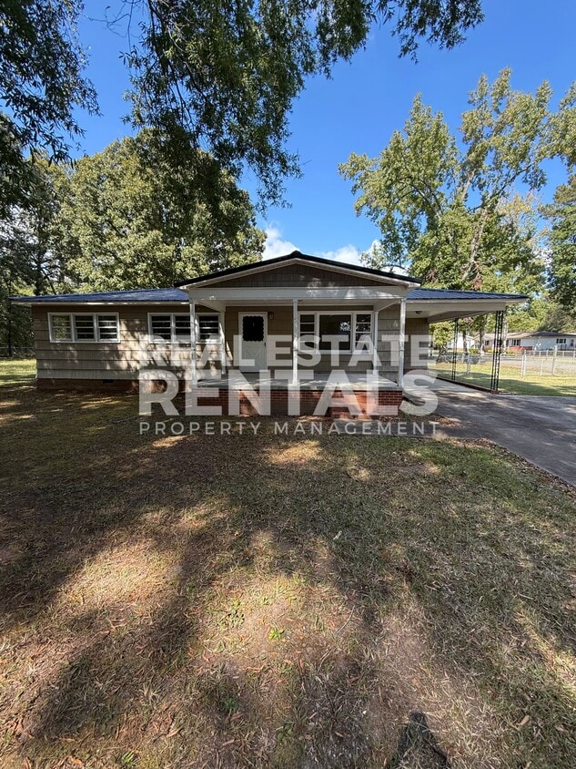 Primary Photo - 4201 Oliver Dr
