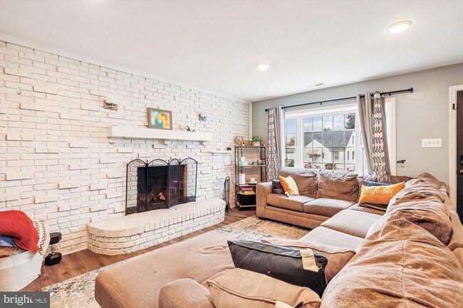 Foto del edificio - 5706 Johnson St