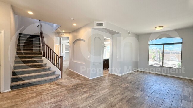 Building Photo - 1415 W Windsong Dr