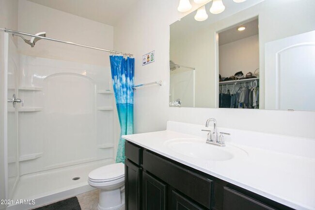 Foto del edificio - 30961 W Mulberry Dr