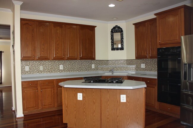 Kitchen 3 - 2833 Grace Forest Pl