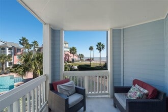 Building Photo - 7000 Seawall Blvd