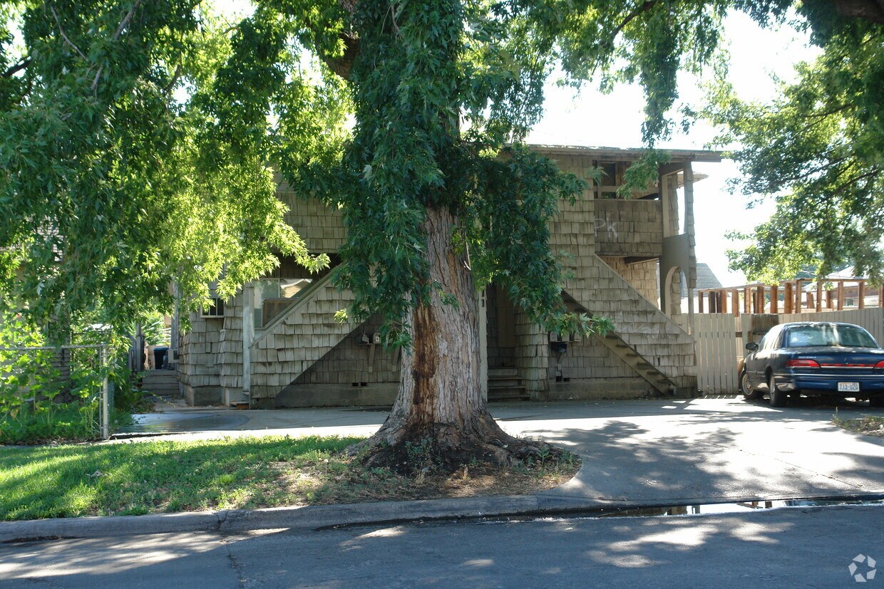 Building Photo - 311 N 7th St