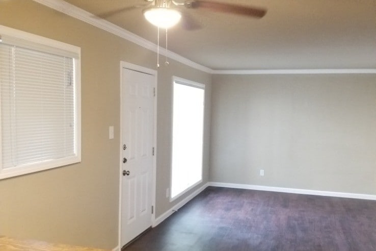 living area - 7065 Bellfort LLC
