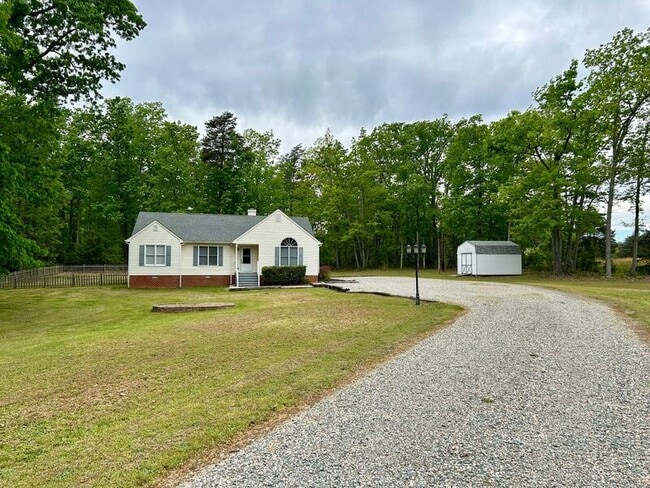 Building Photo - 2581 Glenridge Ct