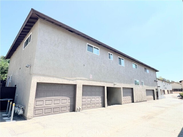 Foto del edificio - 2445 S Nancy St