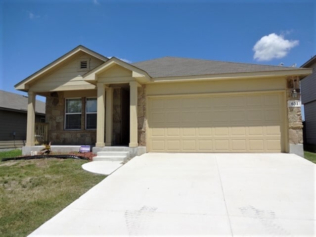 Building Photo - 631 Tom Kemp Dr