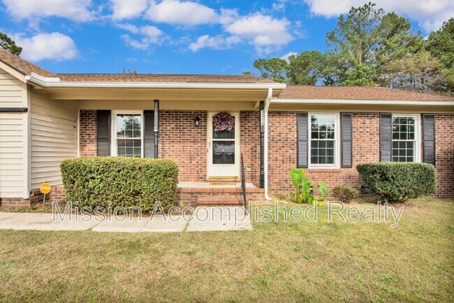 Foto del edificio - 3304 Redfox Rd