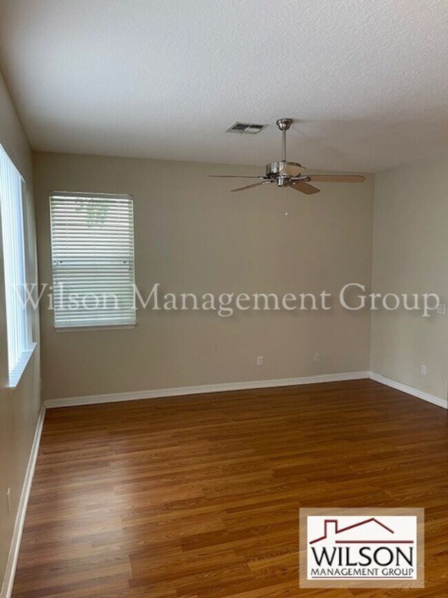 Foto del edificio - 2 br, 2.5 bath House - 8879 Newmarket Drive