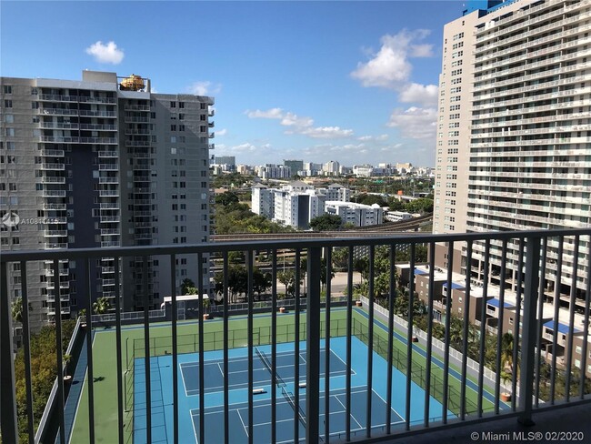Foto del edificio - 800 N Miami Ave
