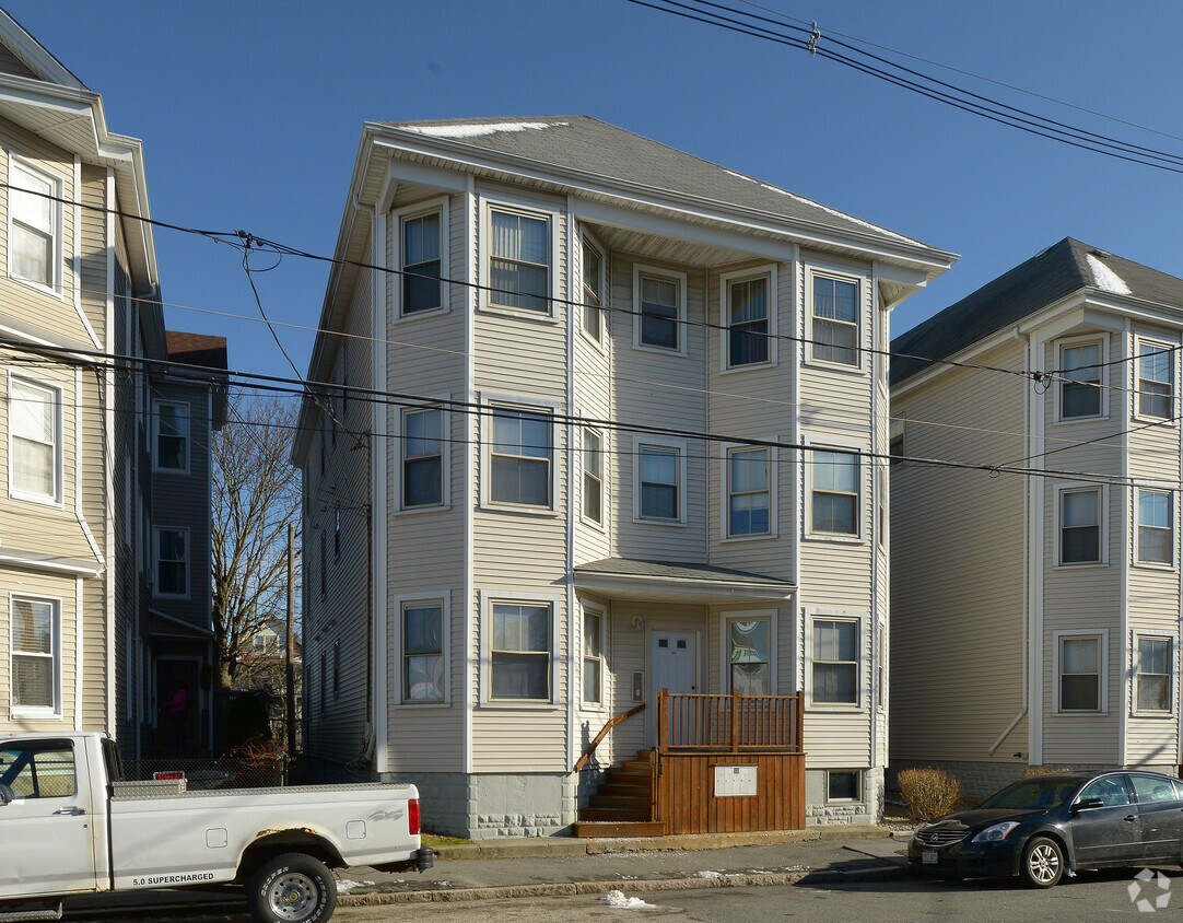 Building Photo - 858 S 1st St