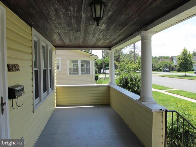 Foto del edificio - 5635 Oregon Ave