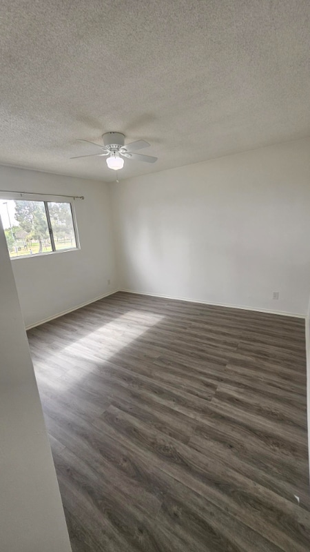 Building Photo - 866 W 126th St