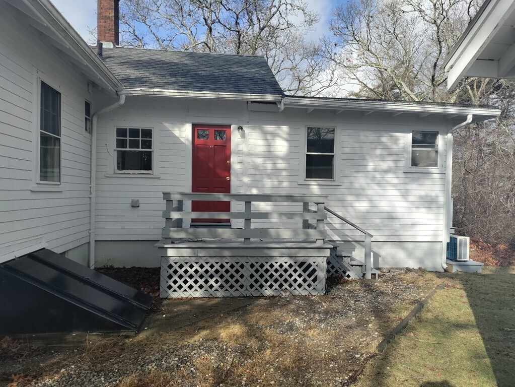 Primary Photo - 3202 Cranberry Hwy