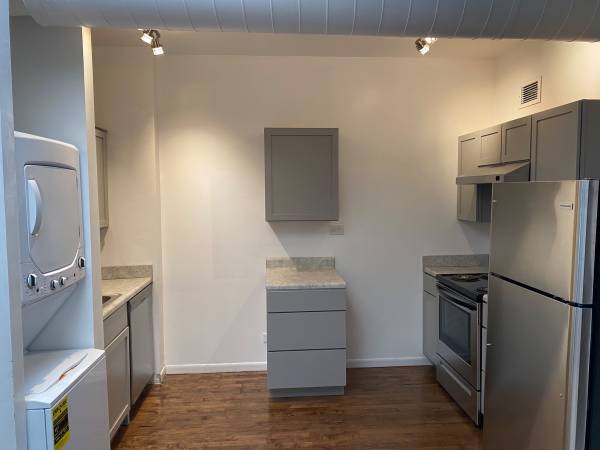 Foto del edificio - 636 N Orleans St