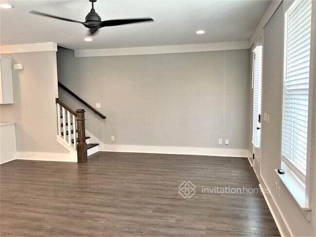 Foto del edificio - 261 Founders Ln
