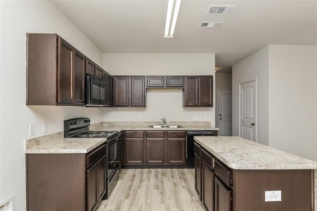 Building Photo - 1307 Mallard Cove