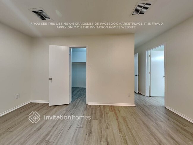 Foto del edificio - 1104 Scenic Hills Dr